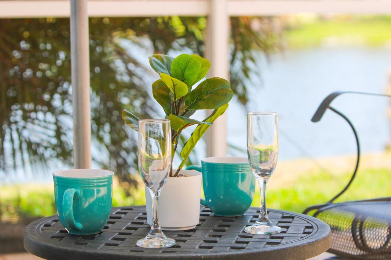Near Clearwater And Tarpon Spring With Water View Apartamento Holiday Exterior foto