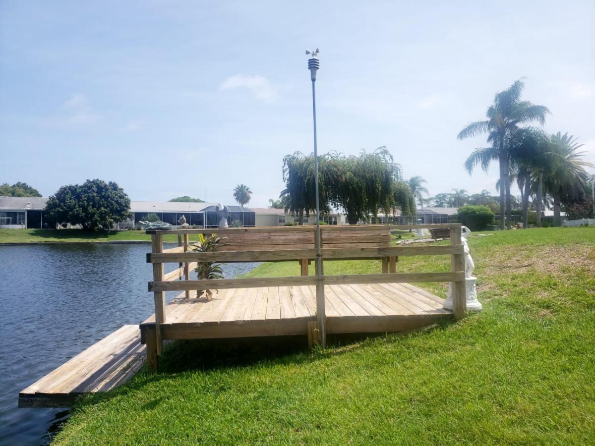 Near Clearwater And Tarpon Spring With Water View Apartamento Holiday Exterior foto